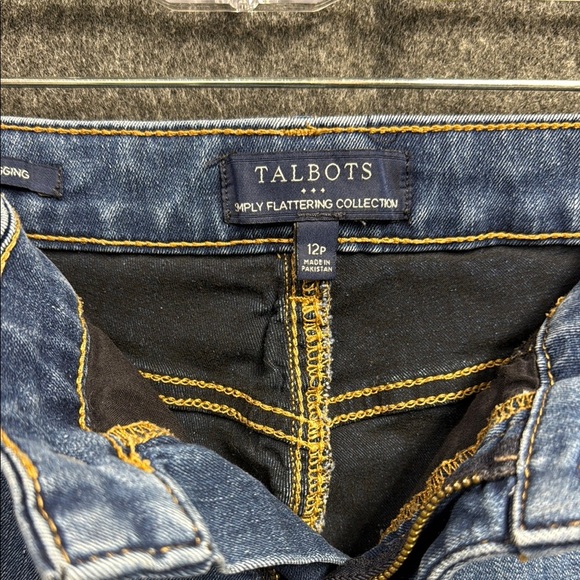 Talbots Blue Skinny Jeans Classic Style - Picture 2 of 4